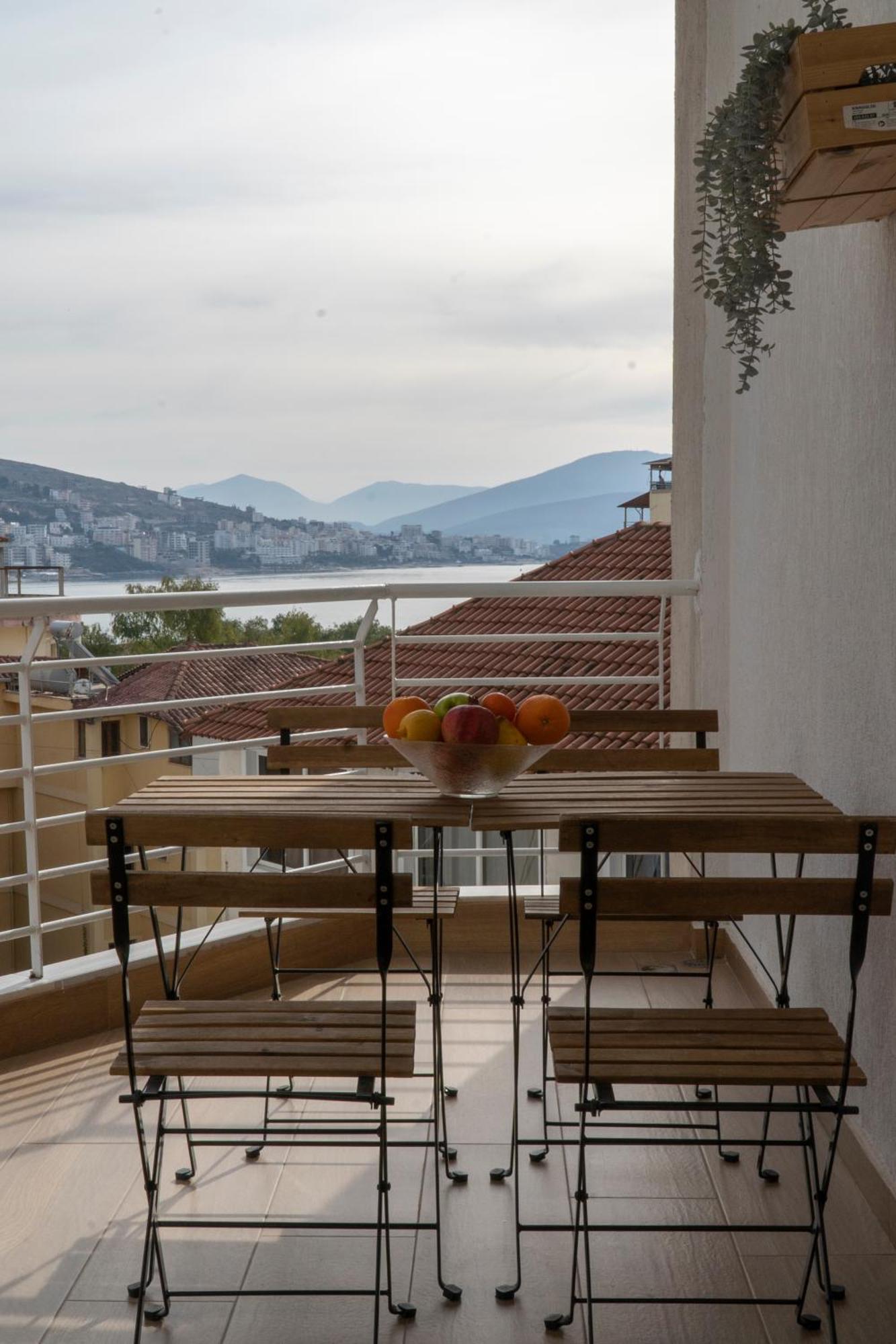 Memories Apartments Саранда Экстерьер фото